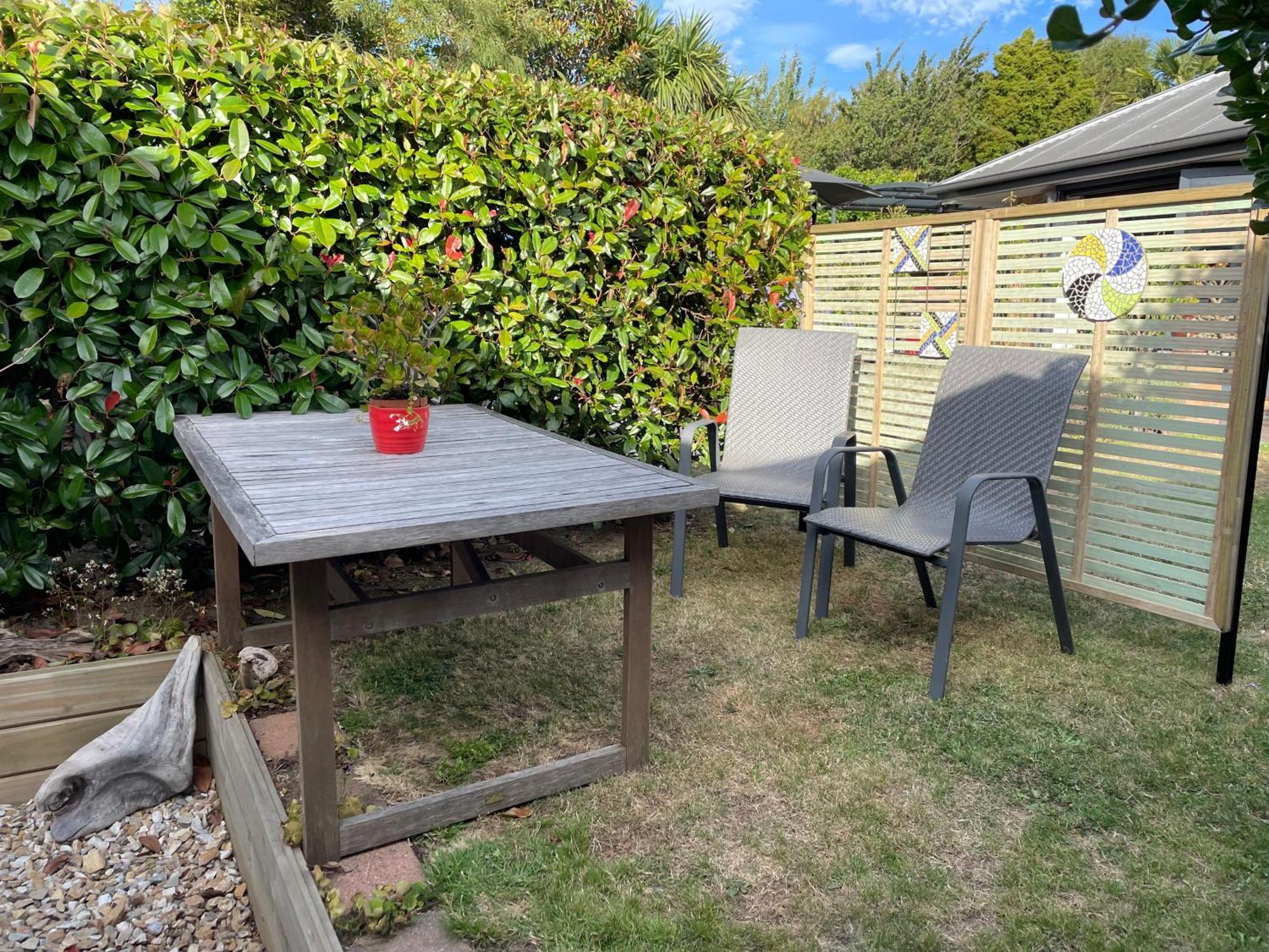 Cosy Caravan Fun In Sunny With Wifi! *
